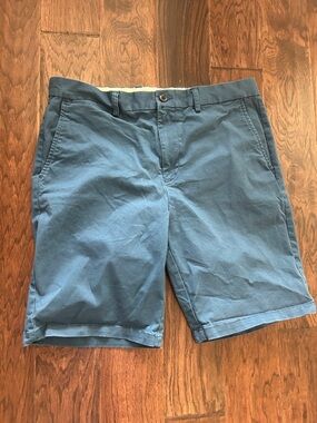 Old Navy navy chino ultimate slim shorts 36